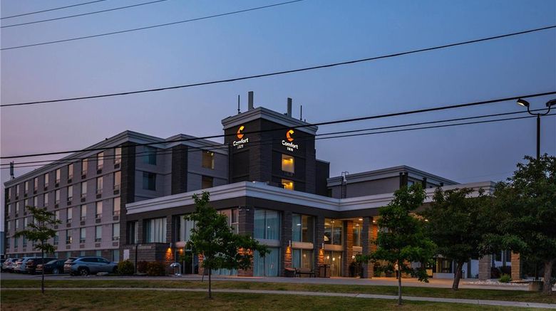 Comfort Inn  and  Conf Cntr Toronto Airport Exterior. Images powered by <a href="https://iceportal.shijigroup.com" target="_blank" rel="noopener">Ice Portal</a>.