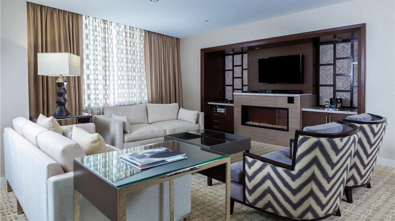 <b>Mohegan Sun Suite</b>. Images powered by <a href="https://iceportal.shijigroup.com/" title="IcePortal" target="_blank">IcePortal</a>.