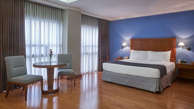 <b>Oro Verde Guayaquil Suite</b>. Images powered by <a href="https://iceportal.shijigroup.com/" title="IcePortal" target="_blank">IcePortal</a>.