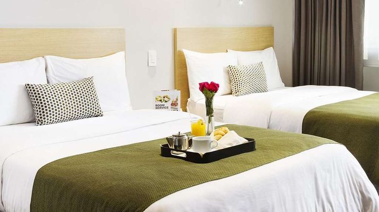 <b>Unipark Hotel Room</b>. Images powered by <a href="https://iceportal.shijigroup.com/" title="IcePortal" target="_blank">IcePortal</a>.