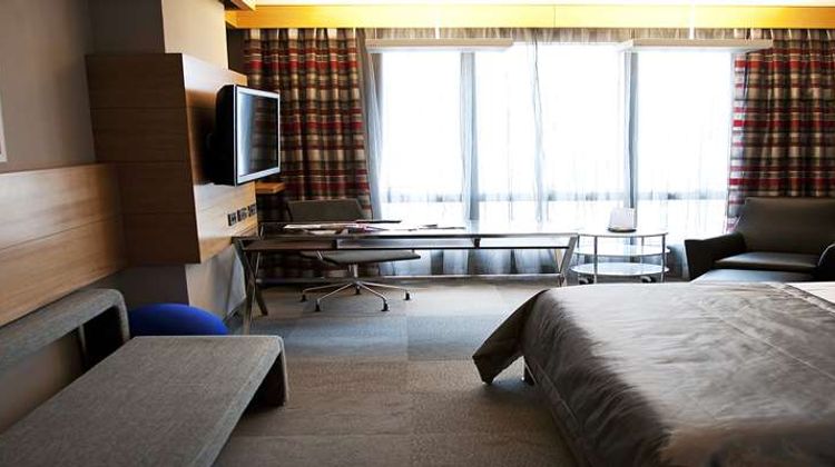 Point Hotel Barbaros Room
