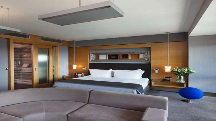 Point Hotel Barbaros Suite