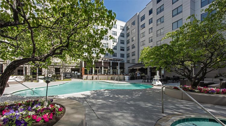 Hyatt Centric Santa Clara Silicon Valley Pool