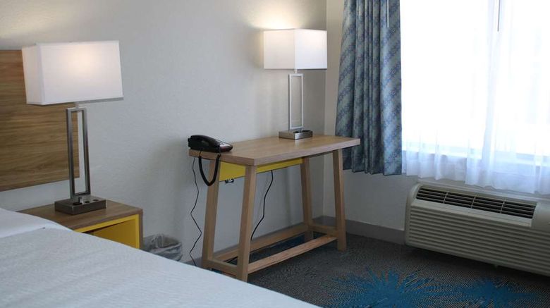 <b>Days Inn by Wyndham Waco University Area Room</b>. Images powered by <a href="https://iceportal.shijigroup.com/" title="IcePortal" target="_blank">IcePortal</a>.