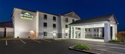 Wingate by Wyndham Grove City Exterior