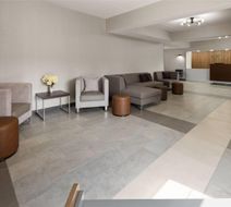 Wingate by Wyndham Grove City Lobby