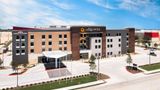 <b>La Quinta Inn & Suites by Wyndham Exterior</b>. Images powered by <a href="https://iceportal.shijigroup.com/" title="IcePortal" target="_blank">IcePortal</a>.