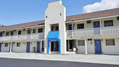 Travelodge by Wyndham Brattleboro