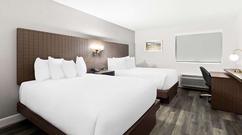 <b>SureStay by Best Western Groves Room</b>. Images powered by <a href="https://iceportal.shijigroup.com/" title="IcePortal" target="_blank">IcePortal</a>.