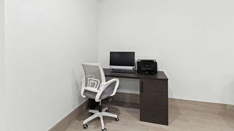 <b>SureStay by Best Western Groves Other</b>. Images powered by <a href="https://iceportal.shijigroup.com/" title="IcePortal" target="_blank">IcePortal</a>.