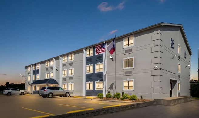SureStay by Best Western Groves Exterior