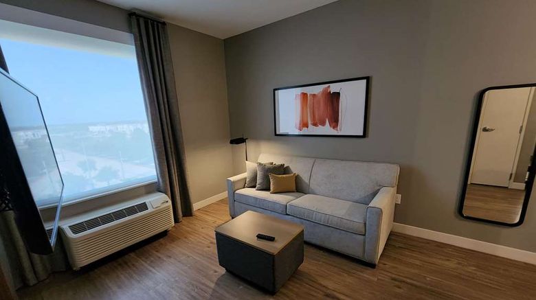 <b>Hawthorn Suites by Wyndham Pflugerville Room</b>. Images powered by <a href="https://iceportal.shijigroup.com/" title="IcePortal" target="_blank">IcePortal</a>.