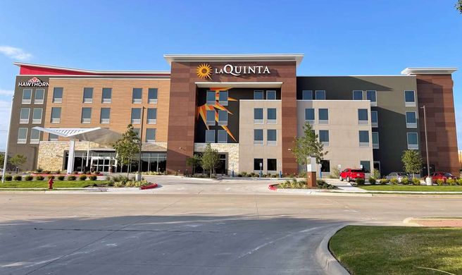 Hawthorn Suites by Wyndham Pflugerville Exterior