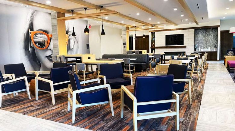<b>Hawthorn Suites by Wyndham Pflugerville Lobby</b>. Images powered by <a href="https://iceportal.shijigroup.com/" title="IcePortal" target="_blank">IcePortal</a>.