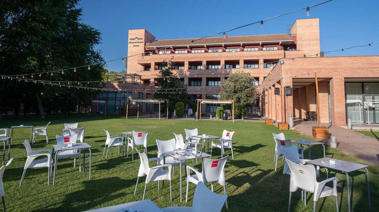 <b>Hotel Intur Alcazar de San Juan Exterior</b>. Images powered by <a href="https://iceportal.shijigroup.com/" title="IcePortal" target="_blank">IcePortal</a>.
