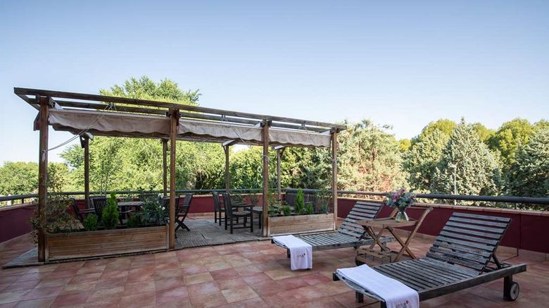 <b>Hotel Intur Alcazar de San Juan Suite</b>. Images powered by <a href="https://iceportal.shijigroup.com/" title="IcePortal" target="_blank">IcePortal</a>.