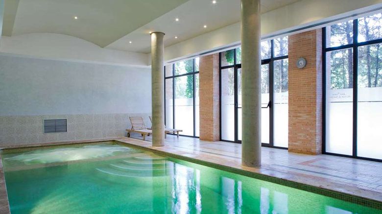 <b>Hotel Intur Alcazar de San Juan Pool</b>. Images powered by <a href="https://iceportal.shijigroup.com/" title="IcePortal" target="_blank">IcePortal</a>.