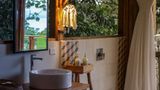 <b>Lapa Rios Ecolodge Suite</b>. Images powered by <a href="https://iceportal.shijigroup.com/" title="IcePortal" target="_blank">IcePortal</a>.