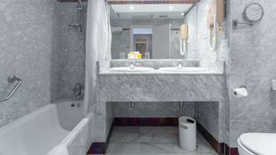 Hotel Abades Benacazon