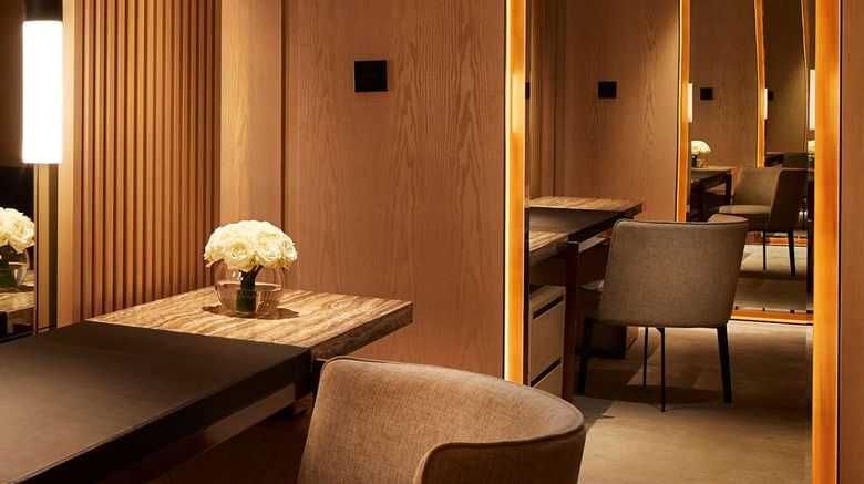 <b>Park Hyatt Jakarta Suite</b>. Images powered by <a href="https://iceportal.shijigroup.com/" title="IcePortal" target="_blank">IcePortal</a>.
