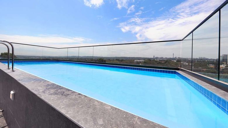 <b>Hyatt House Johannesburg Rosebank Pool</b>. Images powered by <a href="https://iceportal.shijigroup.com/" title="IcePortal" target="_blank">IcePortal</a>.