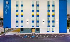 Hotel Westport, Tapestry Collection