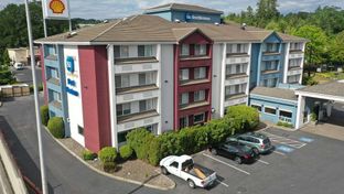 Best Western Lake Oswego Hotel