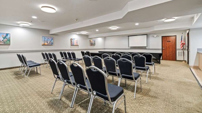 <b>Best Western Lake Oswego Hotel Meeting</b>. Images powered by <a href="https://iceportal.shijigroup.com/" title="IcePortal" target="_blank">IcePortal</a>.