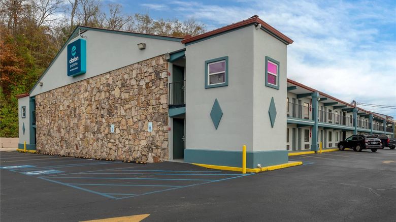 Clarion Pointe Kimball Exterior. Images powered by <a href="https://iceportal.shijigroup.com" target="_blank" rel="noopener">Ice Portal</a>.