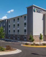 WoodSpring Suites