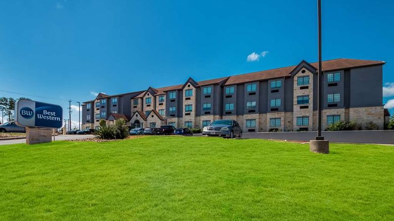 <b>Best Western SeaWorld San Antonio Exterior</b>. Images powered by <a href="https://iceportal.shijigroup.com/" title="IcePortal" target="_blank">IcePortal</a>.