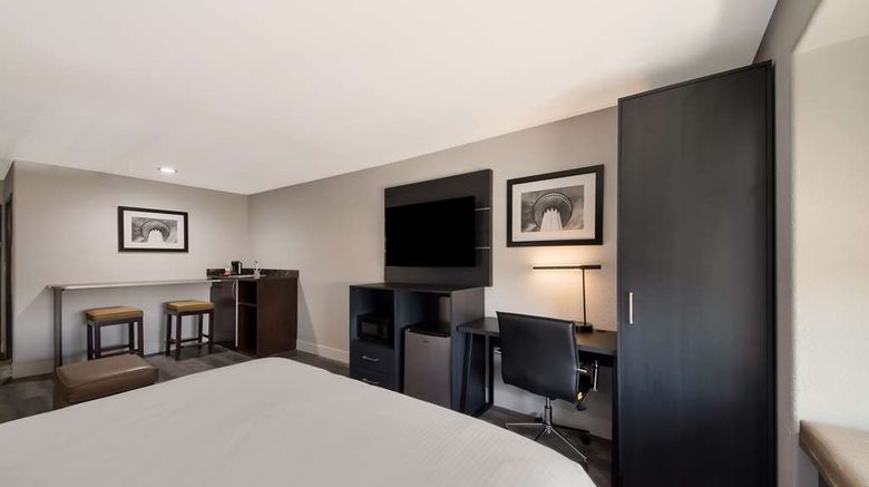 <b>Best Western SeaWorld San Antonio Suite</b>. Images powered by <a href="https://iceportal.shijigroup.com/" title="IcePortal" target="_blank">IcePortal</a>.