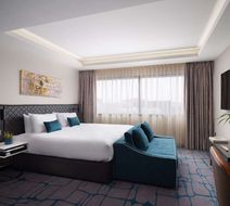 DAO by Dorsett West London Suite