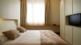 <b>Eos Hotel Room</b>. Images powered by <a href="https://iceportal.shijigroup.com/" title="IcePortal" target="_blank">IcePortal</a>.