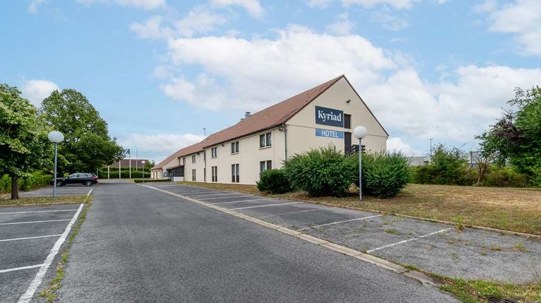 <b>Hotel Kyriad Creil Chantilly Nord Exterior</b>. Images powered by <a href="https://iceportal.shijigroup.com/" title="IcePortal" target="_blank">IcePortal</a>.