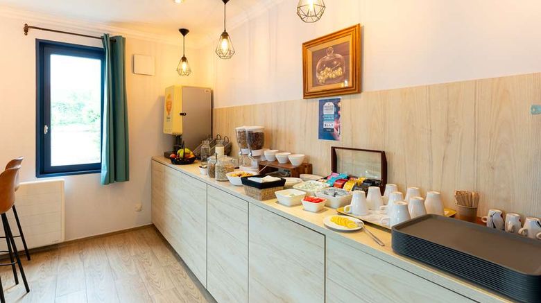 <b>Hotel Kyriad Creil Chantilly Nord Restaurant</b>. Images powered by <a href="https://iceportal.shijigroup.com/" title="IcePortal" target="_blank">IcePortal</a>.