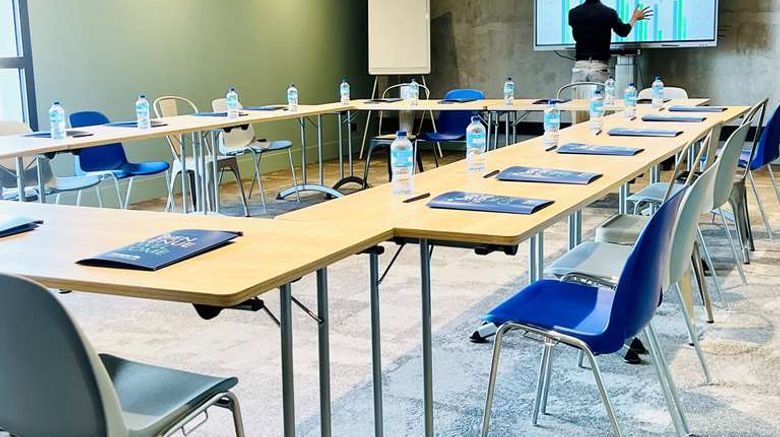 <b>Campanile Saint-Brieuc Centre - Gare Meeting</b>. Images powered by <a href="https://iceportal.shijigroup.com/" title="IcePortal" target="_blank">IcePortal</a>.
