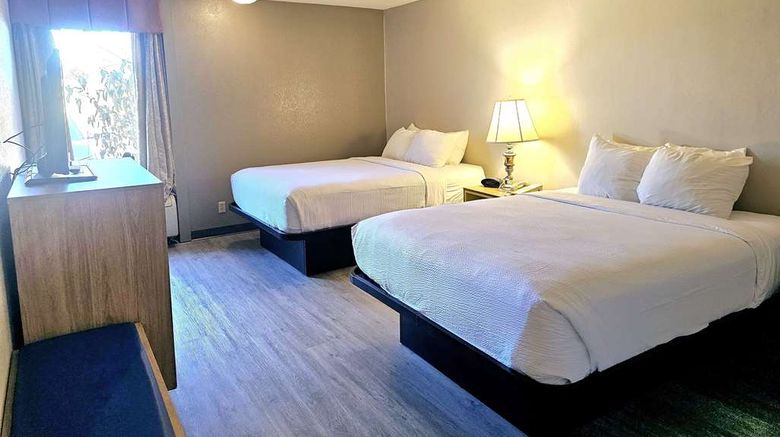<b>Days Inn by Wyndham Rolla Room</b>. Images powered by <a href="https://iceportal.shijigroup.com/" title="IcePortal" target="_blank">IcePortal</a>.