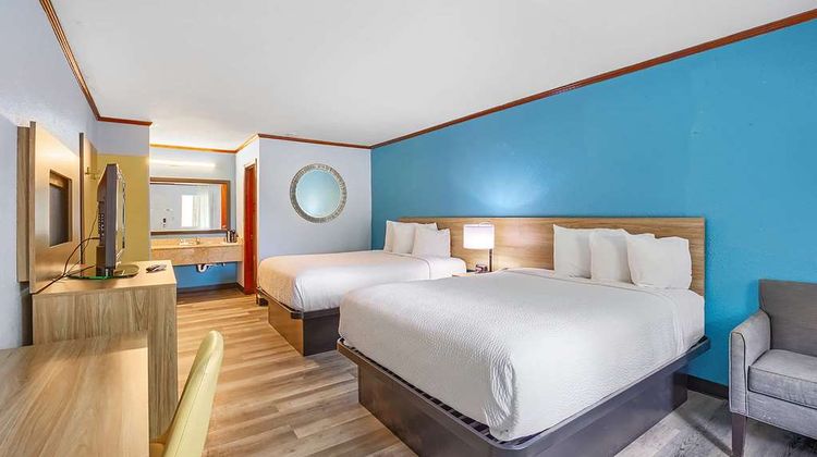 Days Inn by Wyndham Foley Room