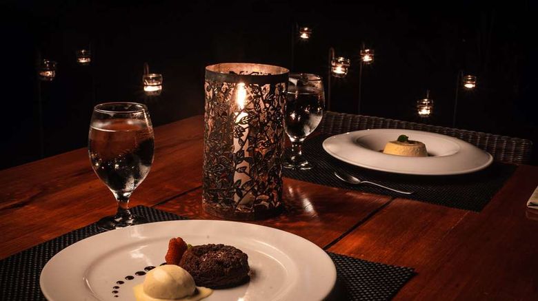 <b>Pacuare Eco Lodge Restaurant</b>. Images powered by <a href="https://iceportal.shijigroup.com/" title="IcePortal" target="_blank">IcePortal</a>.