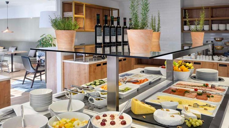 Tivoli Hotel Innsbruck Hilton Garden Inn Restaurant