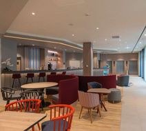 Hampton by Hilton Munich North Lobby