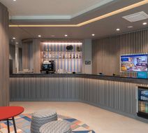 Hampton by Hilton Munich North Lobby