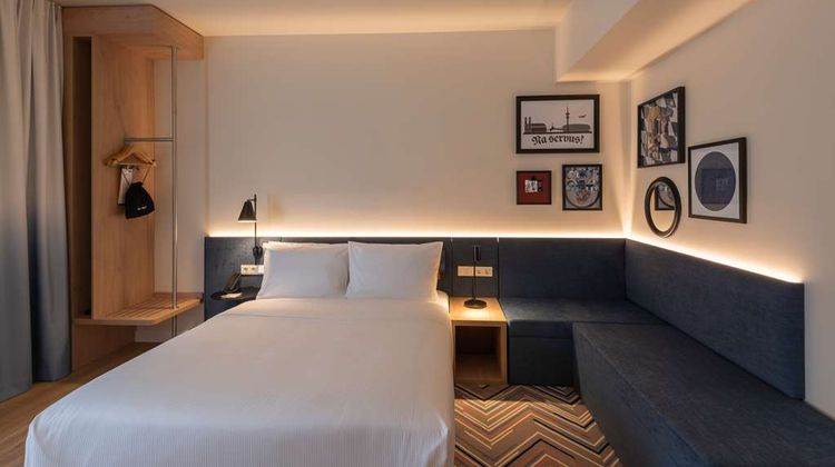 Hampton by Hilton Munich North Room