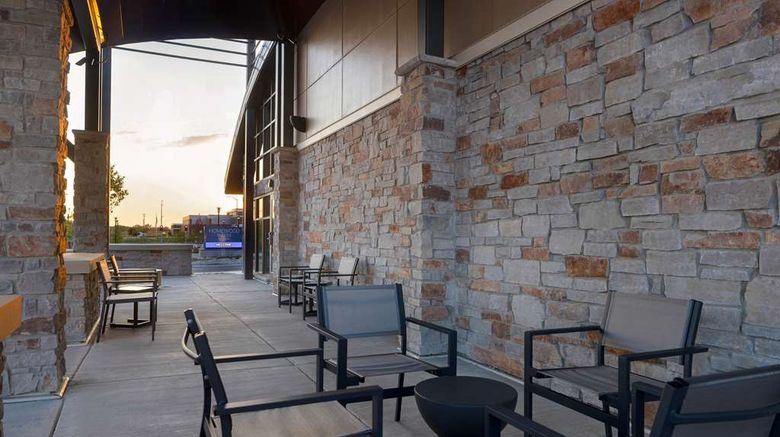 <b>Homewood Suites Oak Creek Milwaukee Exterior</b>. Images powered by <a href="https://iceportal.shijigroup.com/" title="IcePortal" target="_blank">IcePortal</a>.