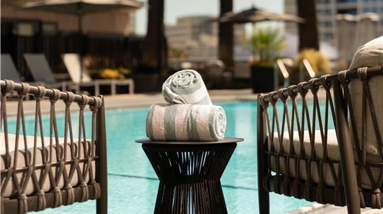 <b>Signia by Hilton San Jose Pool</b>. Images powered by <a href="https://iceportal.shijigroup.com/" title="IcePortal" target="_blank">IcePortal</a>.