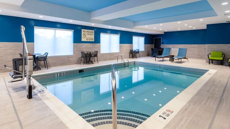 <b>Hampton Inn Monticello Pool</b>. Images powered by <a href="https://iceportal.shijigroup.com/" title="IcePortal" target="_blank">IcePortal</a>.