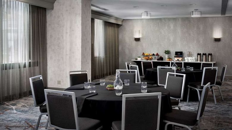 <b>Embassy Suites by Hilton Bethesda Meeting</b>. Images powered by <a href="https://iceportal.shijigroup.com/" title="IcePortal" target="_blank">IcePortal</a>.
