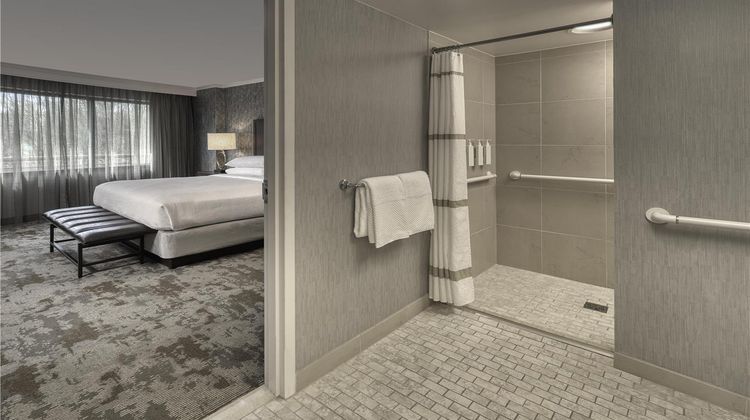 Embassy Suites by Hilton Bethesda Room