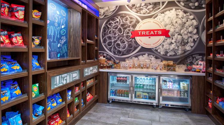 Hampton Inn by Hilton Paris Restaurant
